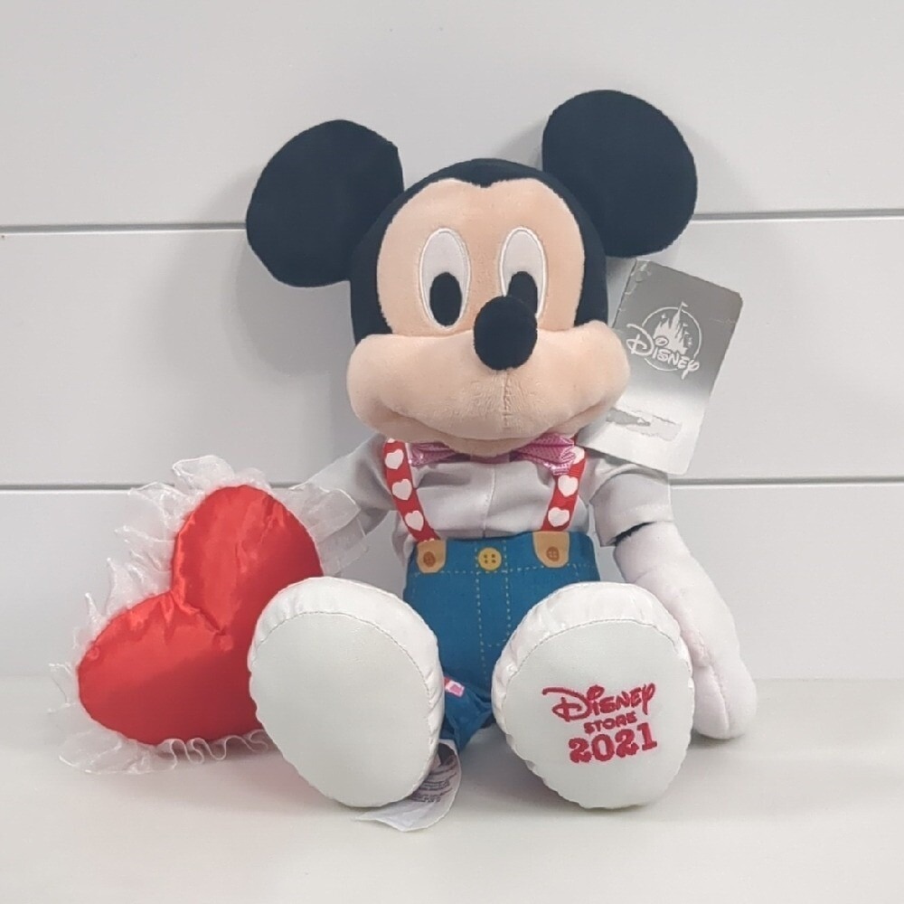 NWT Disney, 'The SweetHeart' Mickey Mouse 16in Plush 2021